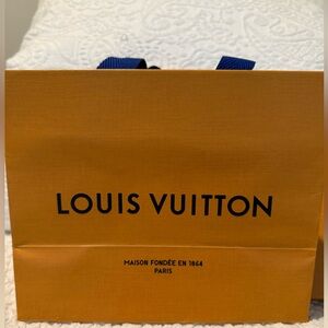 Louie vuitton gift packaging